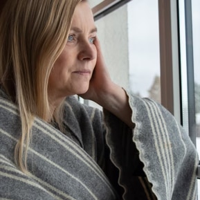 Mujer entrando en etapa de menopausia